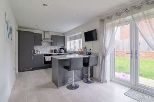 Kitchen/Diner- click for photo gallery